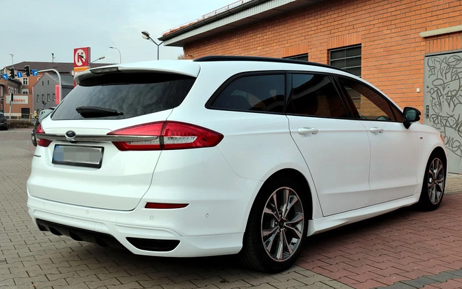 Ford Mondeo cena 67900 przebieg: 198978, rok produkcji 2018 z Wałbrzych małe 781